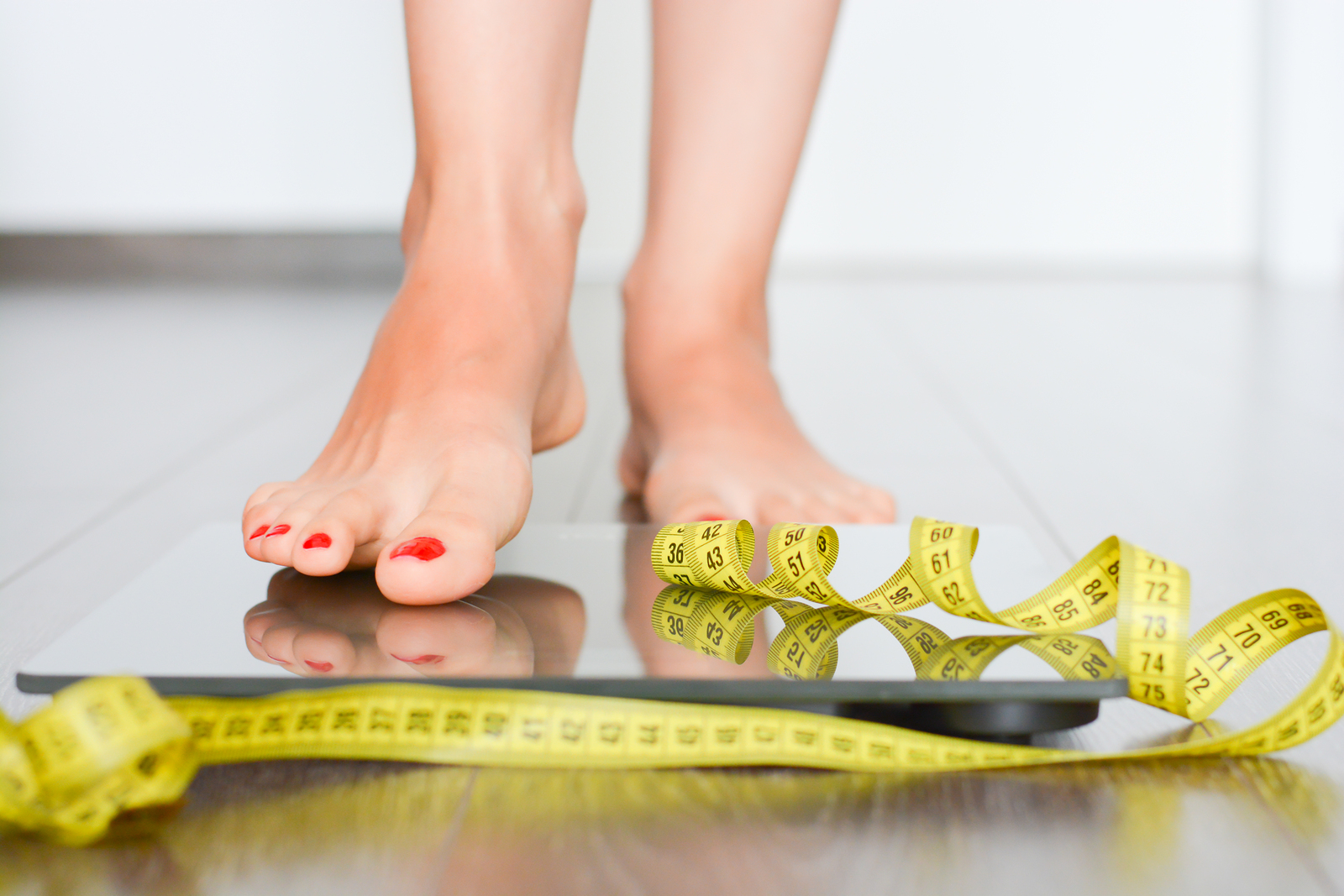 10 simples cambios que puedes hacer para ser más saludable y bajar algunos kilos